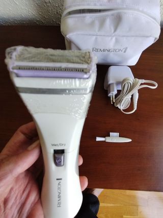 Depiladora eléctrica Remington WDF3600 sin estrena