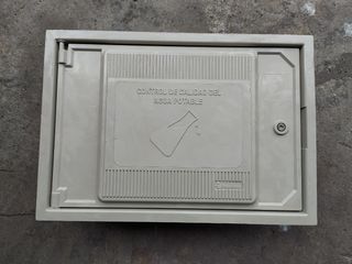 armario con llaves de poliéster analisis