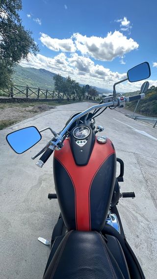 Kawasaki VN 900 Custom