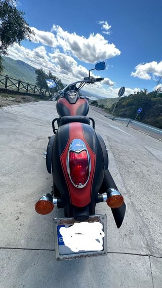 Kawasaki VN 900 Custom