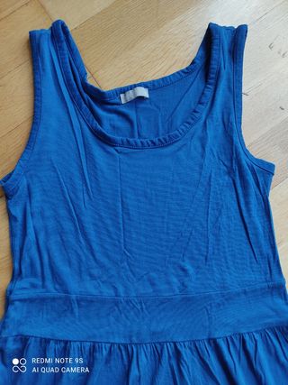vestido y camiseta M