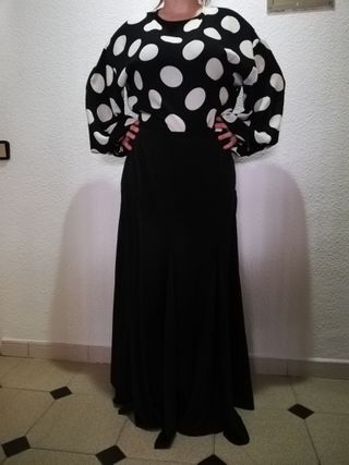 Falda de sevillanas de ensayo