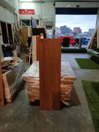 Mister tarimas ya está  en parla 800 modelos