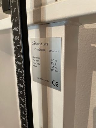 Báscula Romana con tallímetro