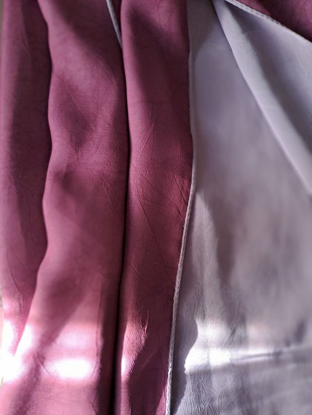 vestido lila con fular conjunto