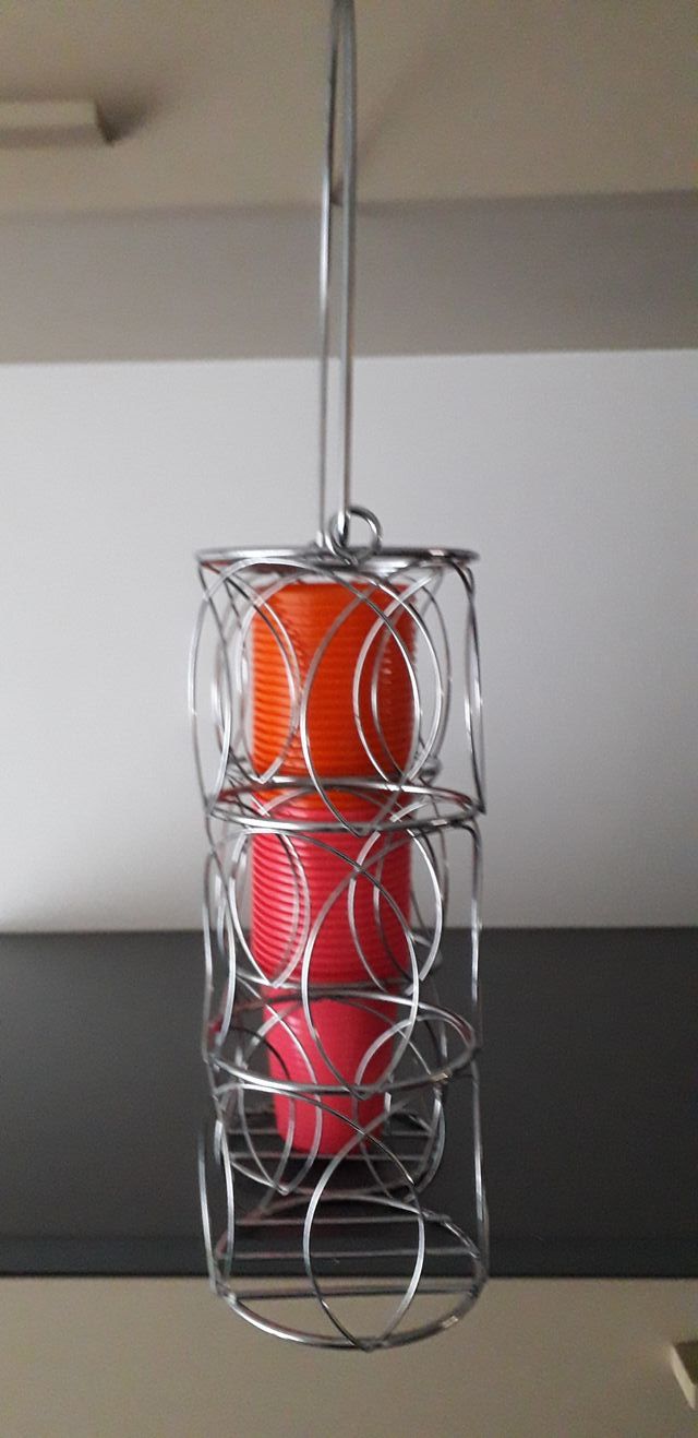 Set portapiatti e portabicchieri in filo metallico