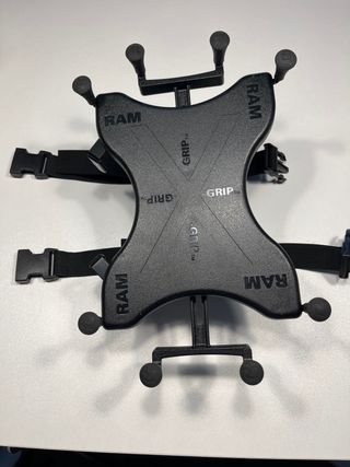 RAM-HOL-UN11U Soporte X-Grip Tablet 12″ Aprox.