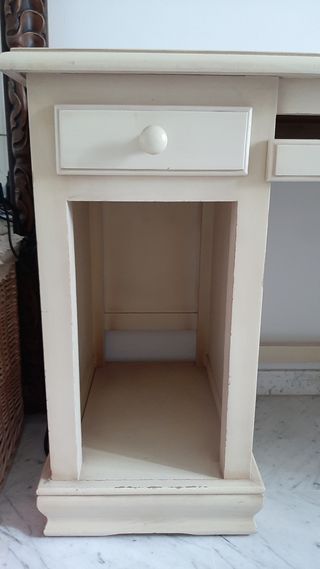 Escritorio de madera