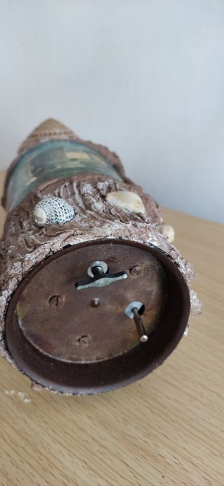 Bottiglia souvenir vintage con carillon