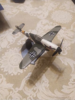 Maqueta avión MesserschmittBf 109F-4