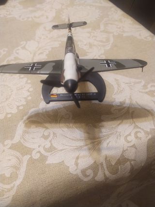 Maqueta avión MesserschmittBf 109F-4