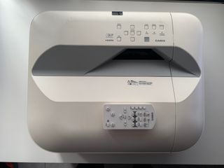 Proyector LED Casio XJ-UT310WN 3100 Lúmenes