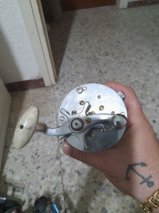carretes pesca curry