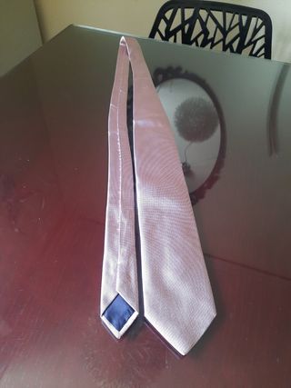 Corbata Alexander seda.