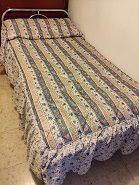 2 EDREDONES CON CENEFAS DE FLORES 1,05