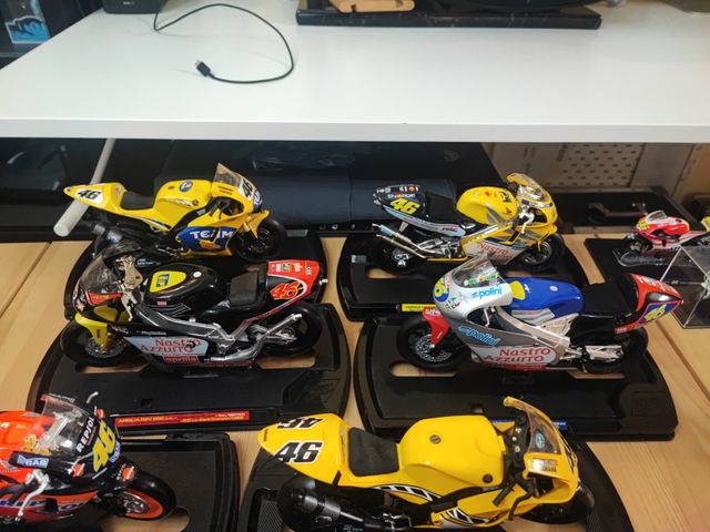 coleccion motos a escala Guiloy.