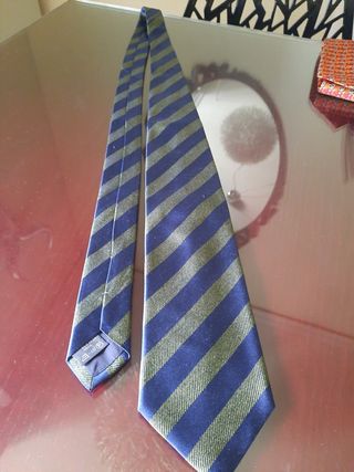 Corbata Les Copains seda.