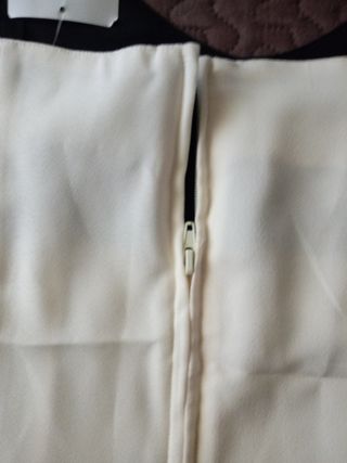 Top de tirantes. Negro y crema. Talla 40.