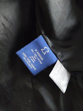 Americana mujer de piel