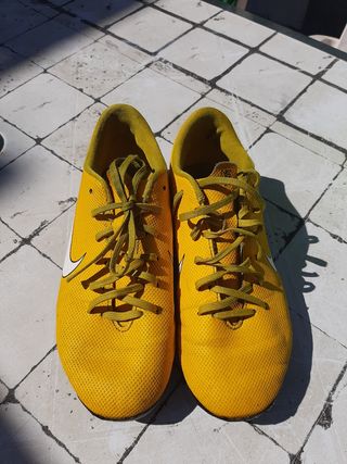 botas de futbol talla 38