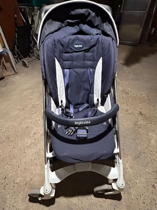 Trio inglesina outtuto
