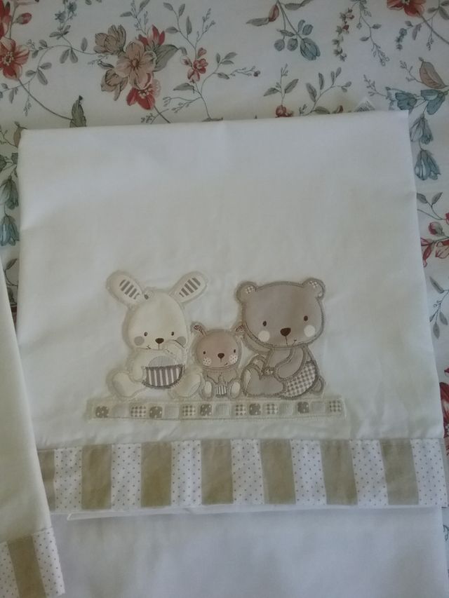 Juego de sábanas para minicuna