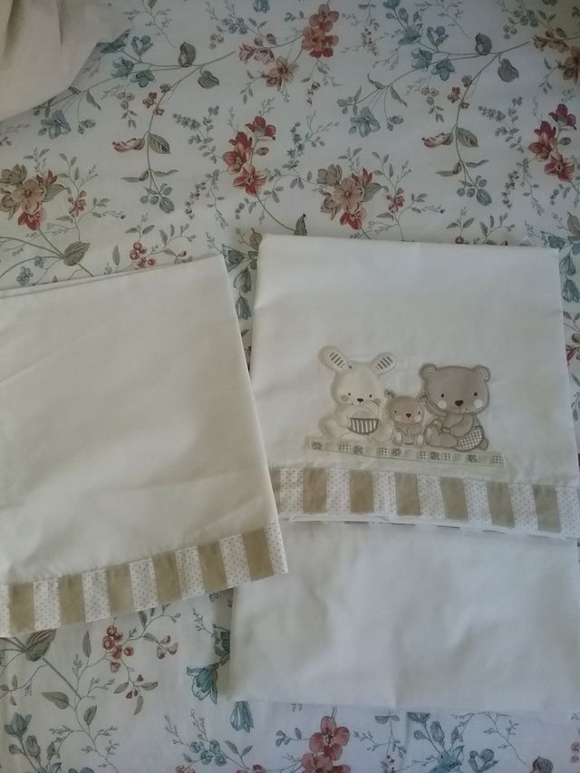 Juego de sábanas para minicuna