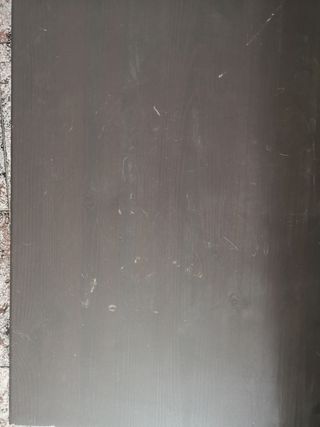 Mesa auxiliar de madera