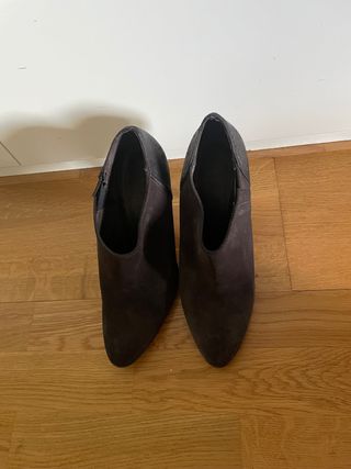 Botín corto HAKEI 9cm Talla 39