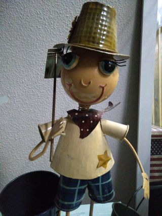 Muñecos decoración jardín.