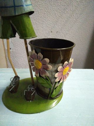 Muñecos decoración jardín.