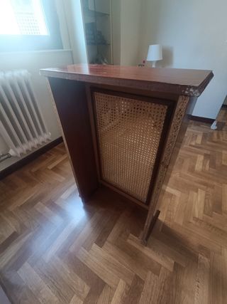 Cubre radiador de madera