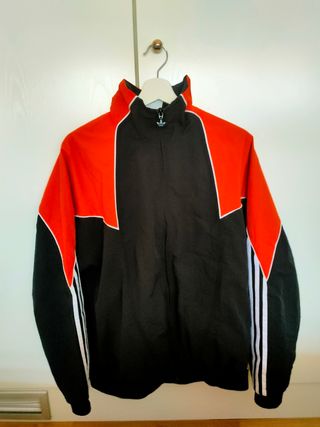 chaqueta Adidas nueva