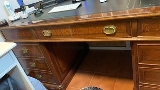 Victorian en estilo Ingles escritorio ministerial