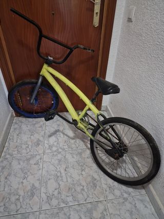 bicicleta BMX 