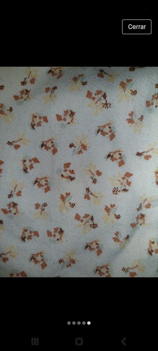 falda flores crema stradivarious