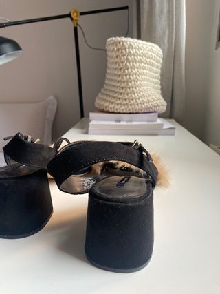 sandalias tacón Zara