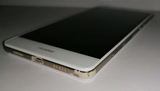 SMARTPHONE - HUAWEI P8 LITE