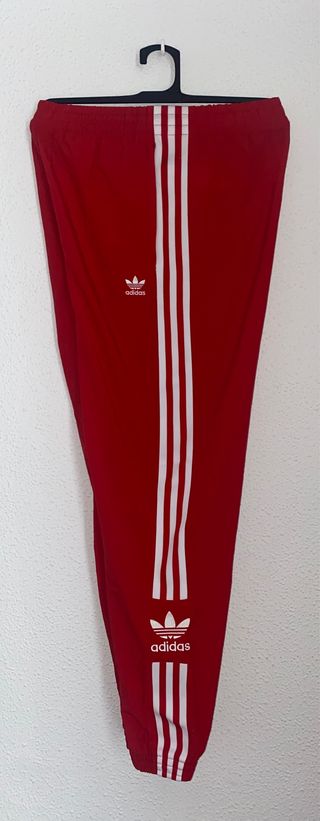 Pantalón chándal rojo Adidas