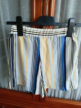 Falta pantalón Stradivarius talla XS