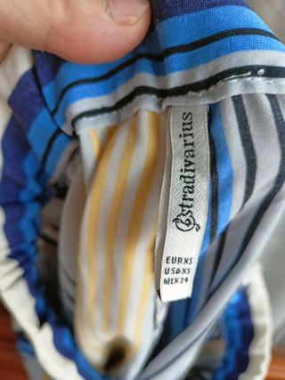 Falta pantalón Stradivarius talla XS