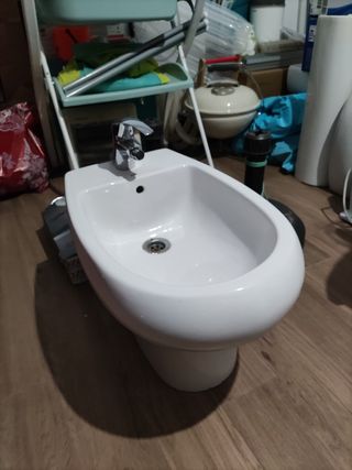 Bidé Gala con grifo Grohe