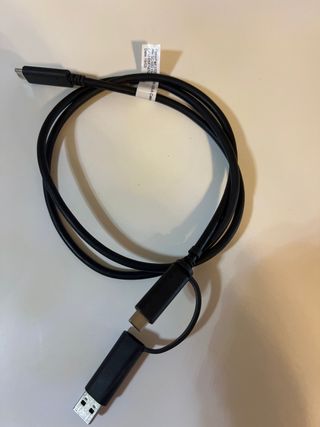 Lenovo ThinkPad Hydrid USB-Cwith USB-A Dick satati