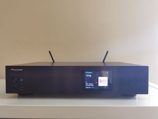 Reproductor de audio en Red Piooner N-30 AE