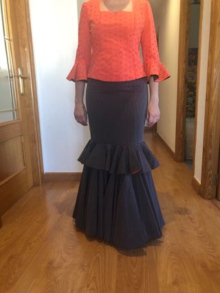 Traje de flamenca o contrabandista 