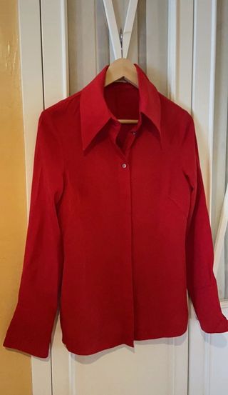 Espectacular camisa de Mango.