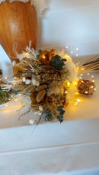 pendientes de aro con flor