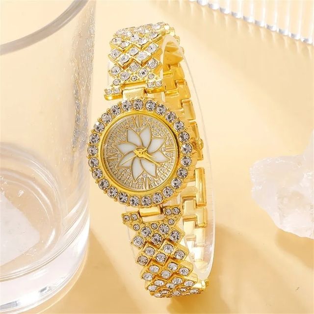 reloj de 6 piezas nuevo