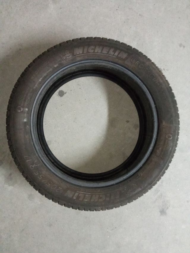 Pneumático Michelín Crossclimate 205/55 R17