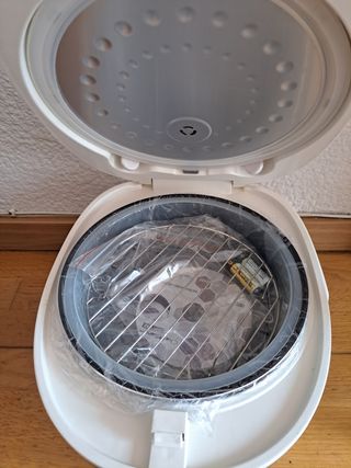 Robot de cocina nuevo sin usar más accesorios.